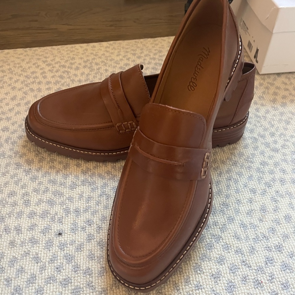 Brand new never worn ! Corinne Lugsole Loafer from Madewell.